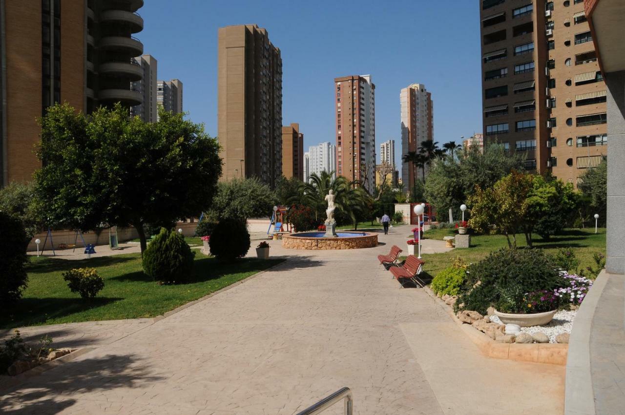 Apartamento Neptuno เบนิดอร์ม ภายนอก รูปภาพ