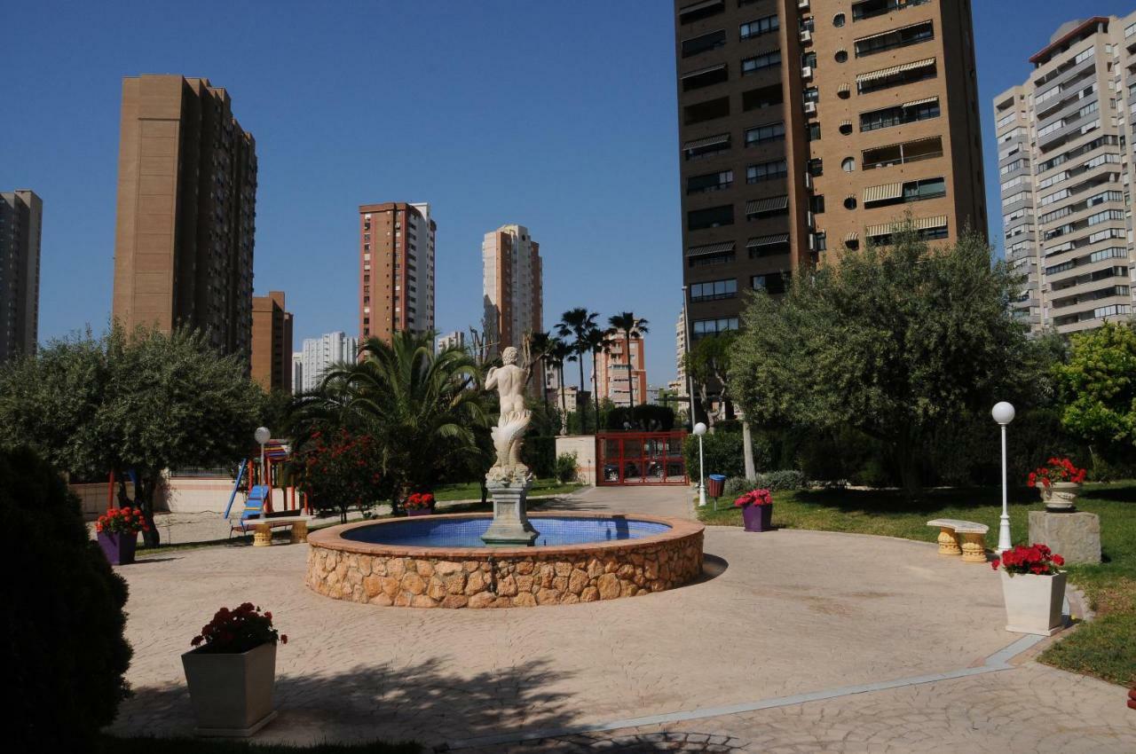 Apartamento Neptuno เบนิดอร์ม ภายนอก รูปภาพ