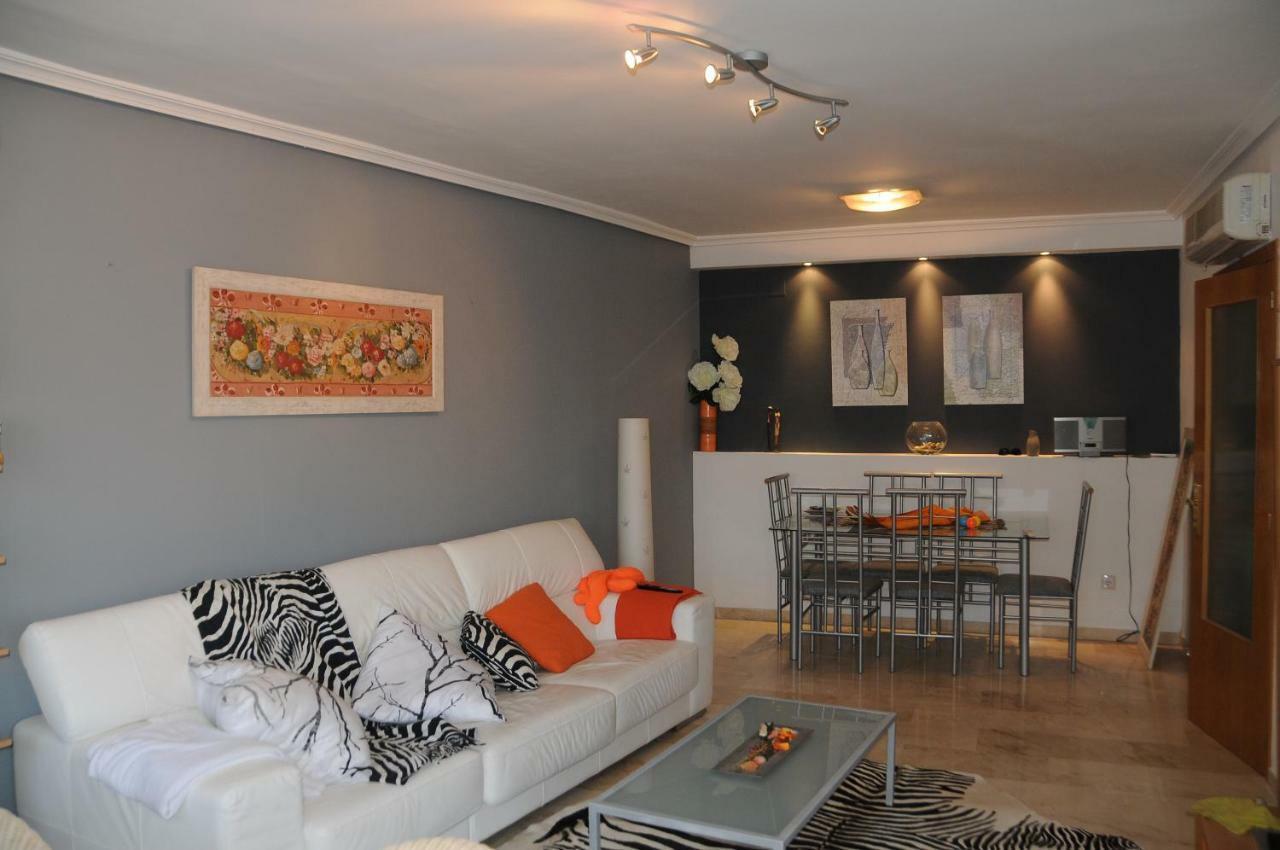Apartamento Neptuno เบนิดอร์ม ภายนอก รูปภาพ