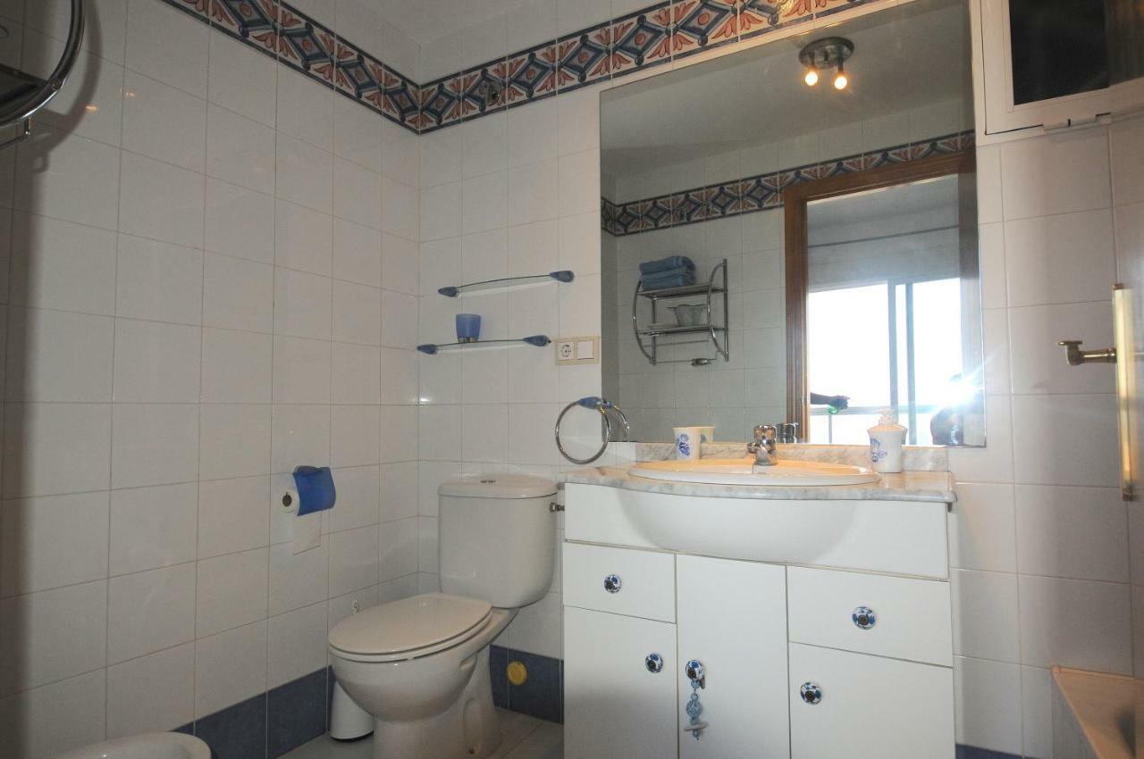 Apartamento Neptuno เบนิดอร์ม ภายนอก รูปภาพ